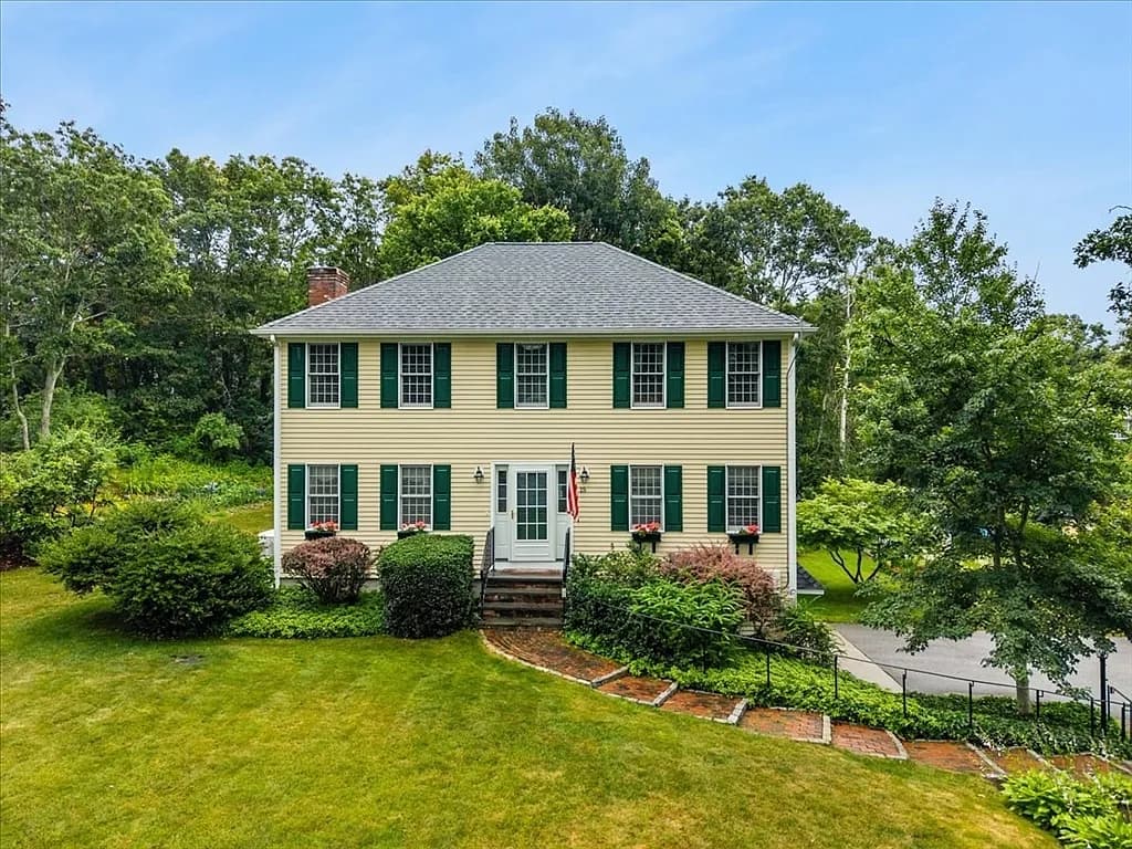 15 Eldridge Street Ext, Buzzards Bay
