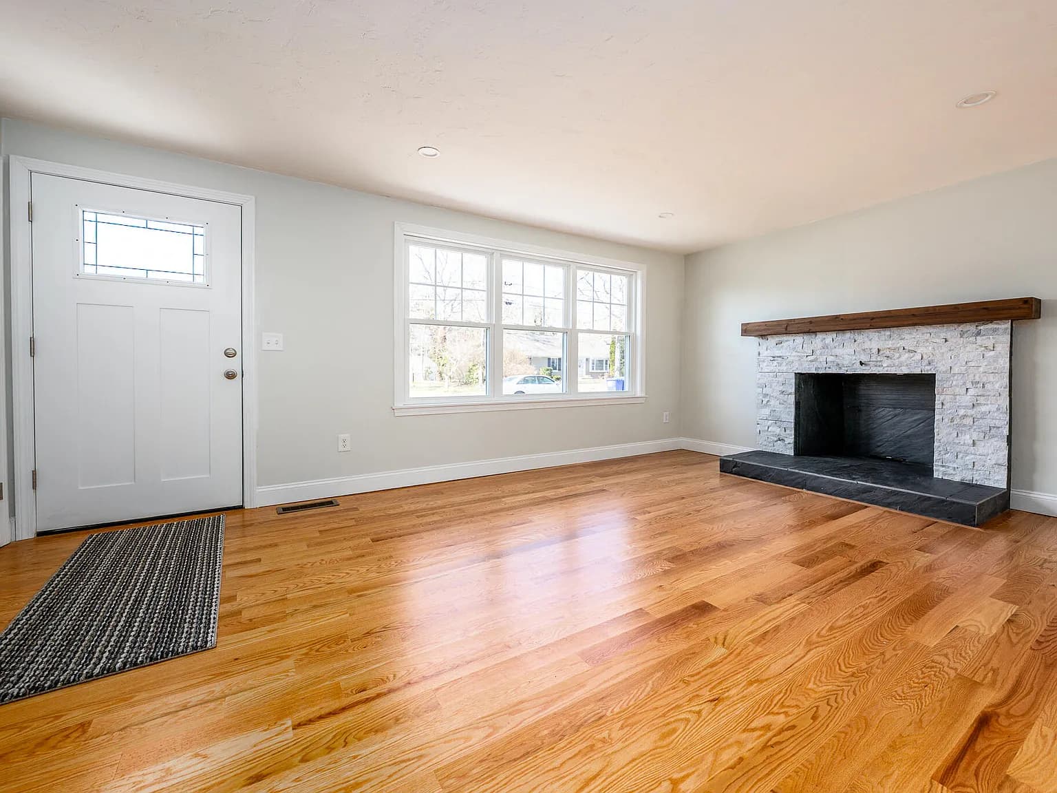 98 Wagon Lane - Photo 4