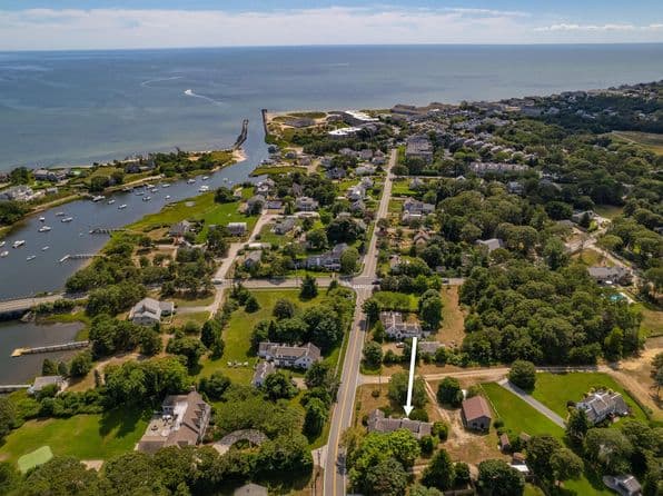 64 Riverside Drive, West Harwich