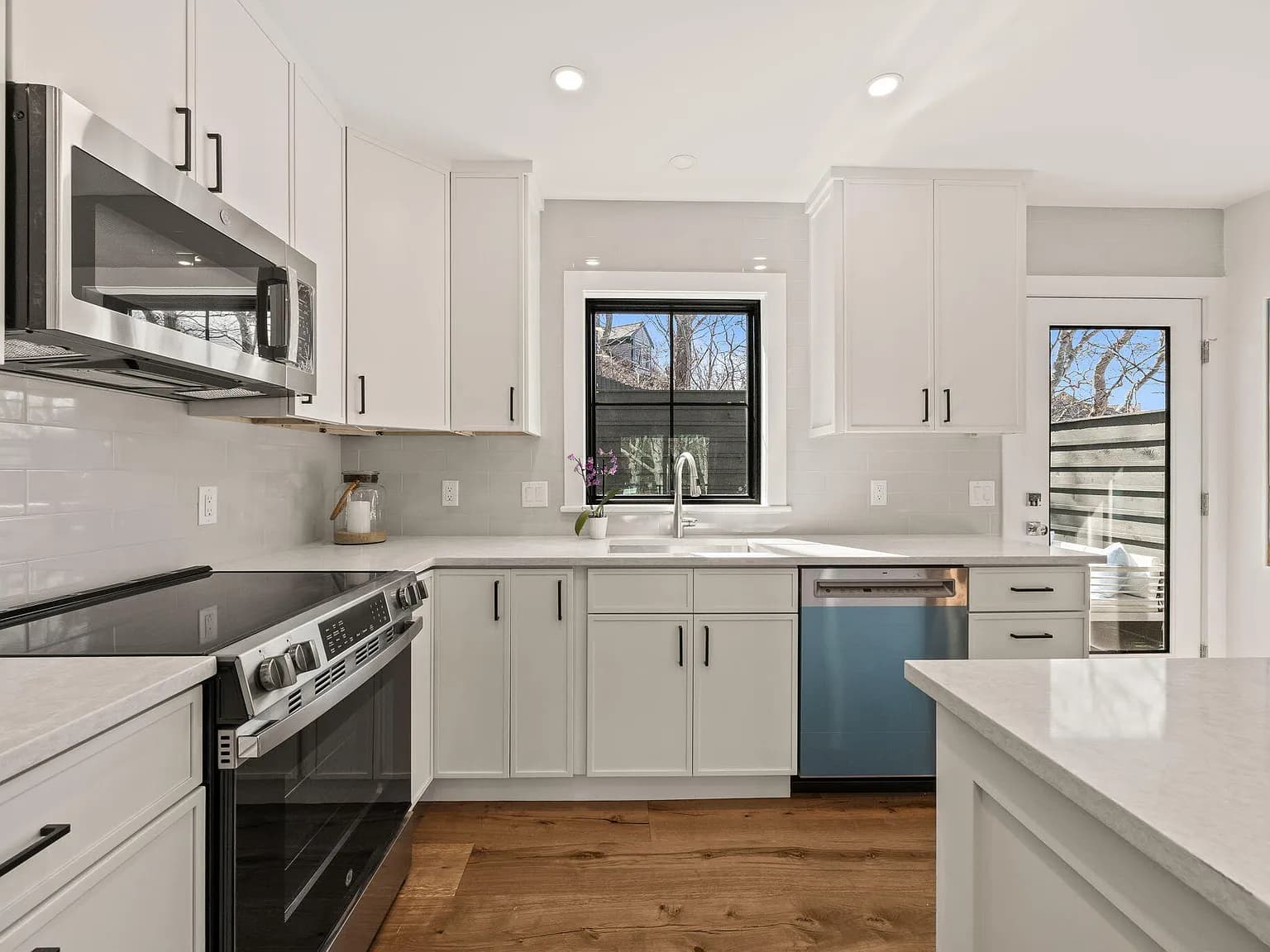 50 Nelson Avenue #6 - Photo 5