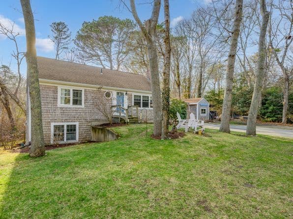 43 Chickadee Lane, Centerville