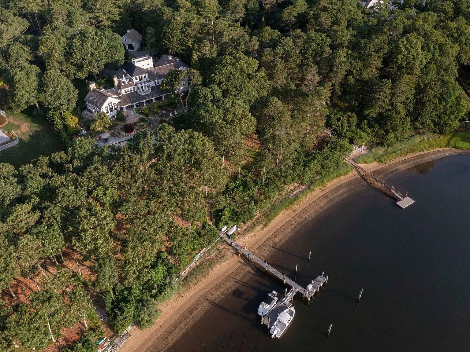 835 Old Post Road - Photo 2