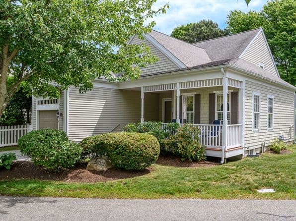 6 Hollyhock Knoll Ct #115, Buzzards Bay