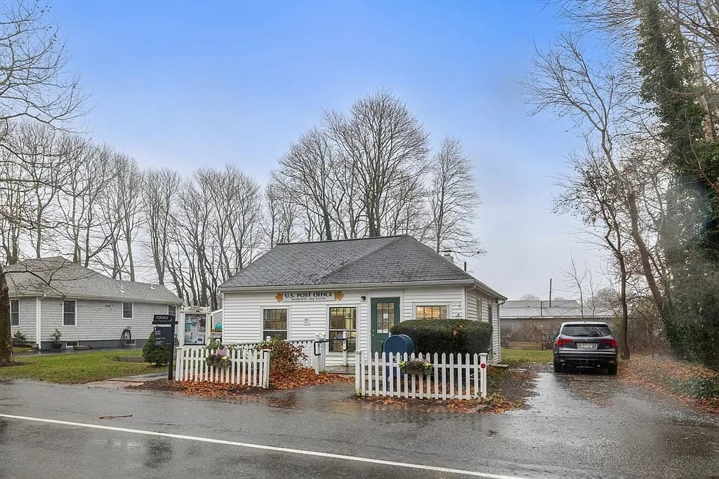 36 Carriage Shop Rd - Photo 1