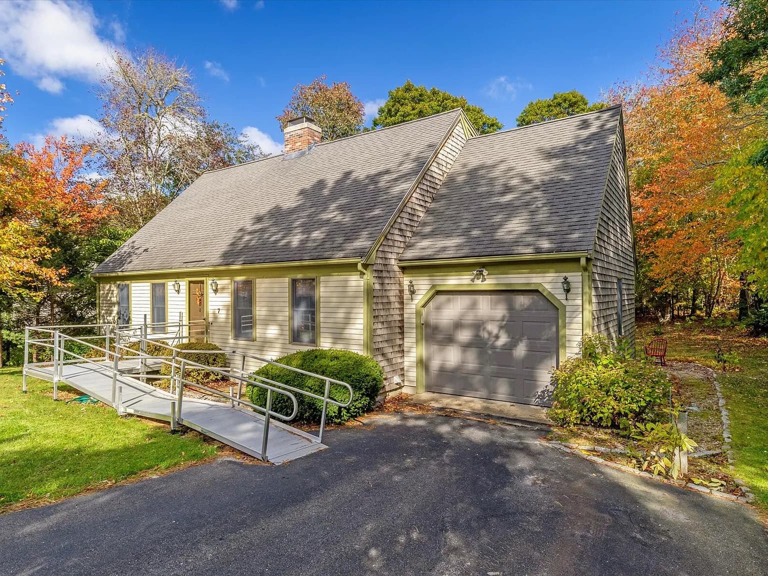 7 Sandy Way - Photo 1