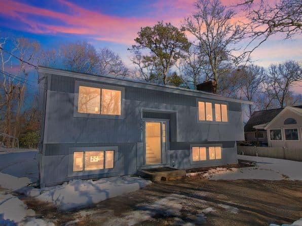 185 Wheeler Road, Mashpee