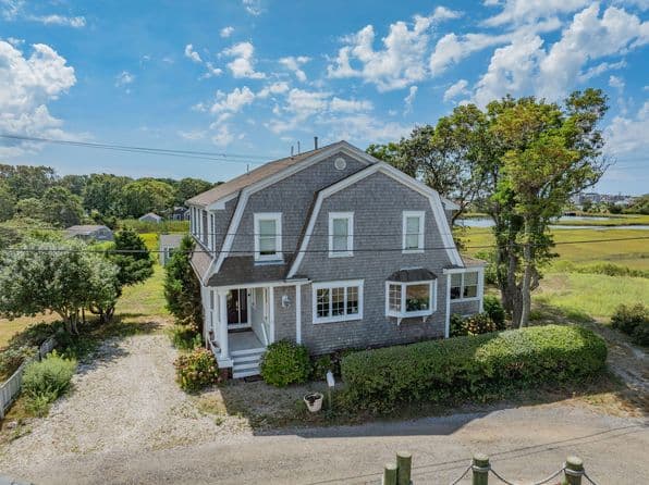 27 Mayflower Lane, Dennis Port