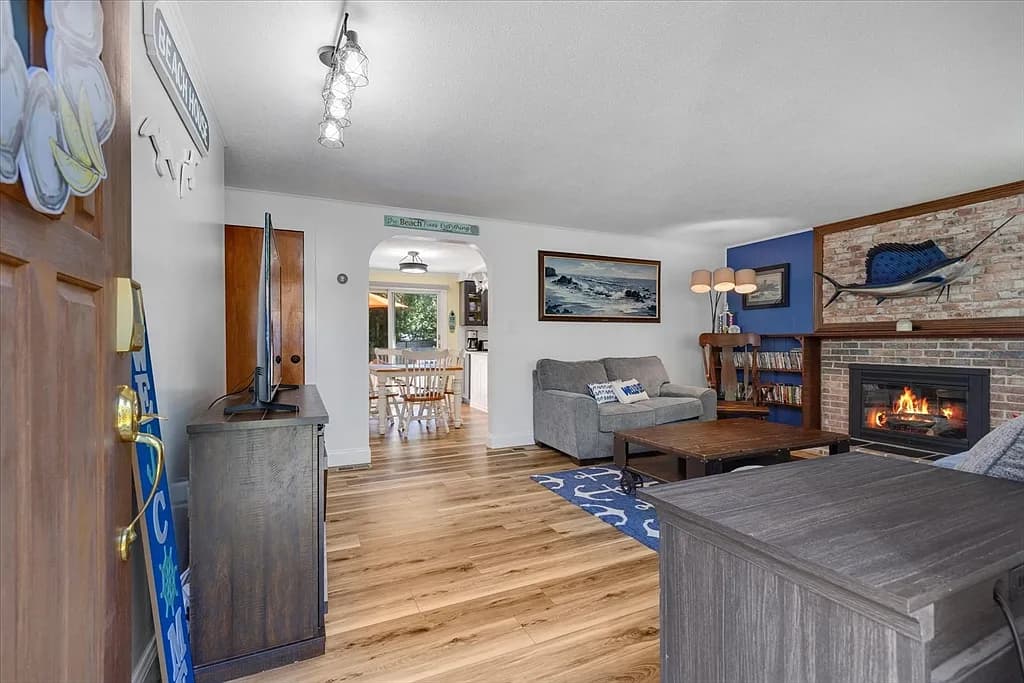 49 Village Ln - Photo 6