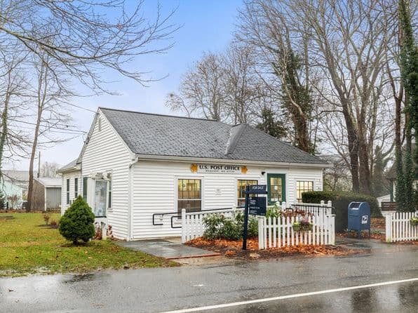 (undisclosed Address), East Falmouth