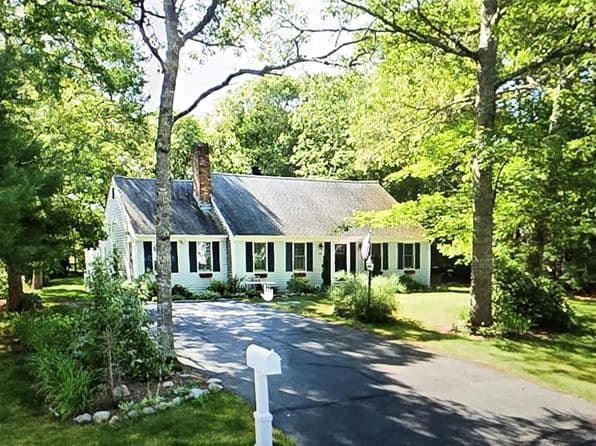 169 Cedric Road, Centerville