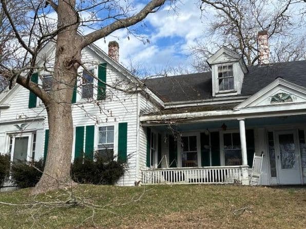 19 Monument Road, Orleans