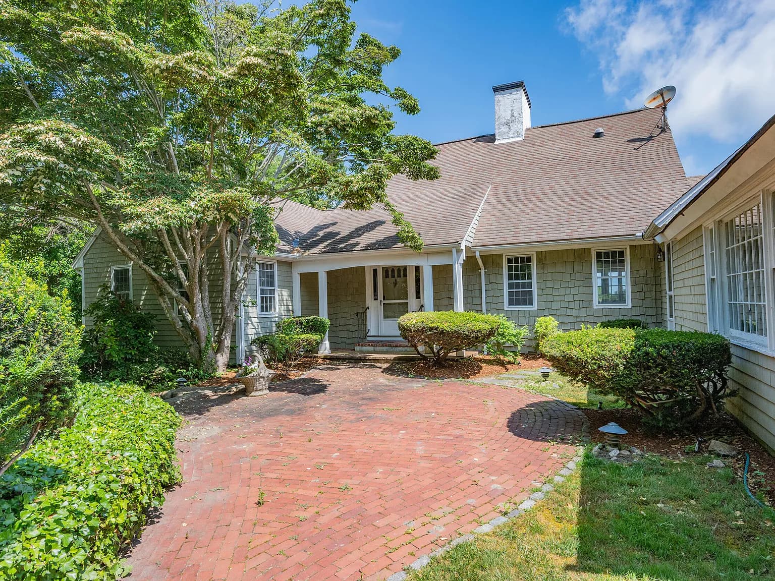 93 Harris Meadow Lane - Photo 2