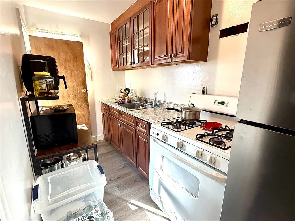 10-12 Hiramar Rd - Photo 4