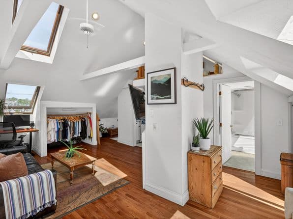 127 Bradford Street Unit 4, Provincetown