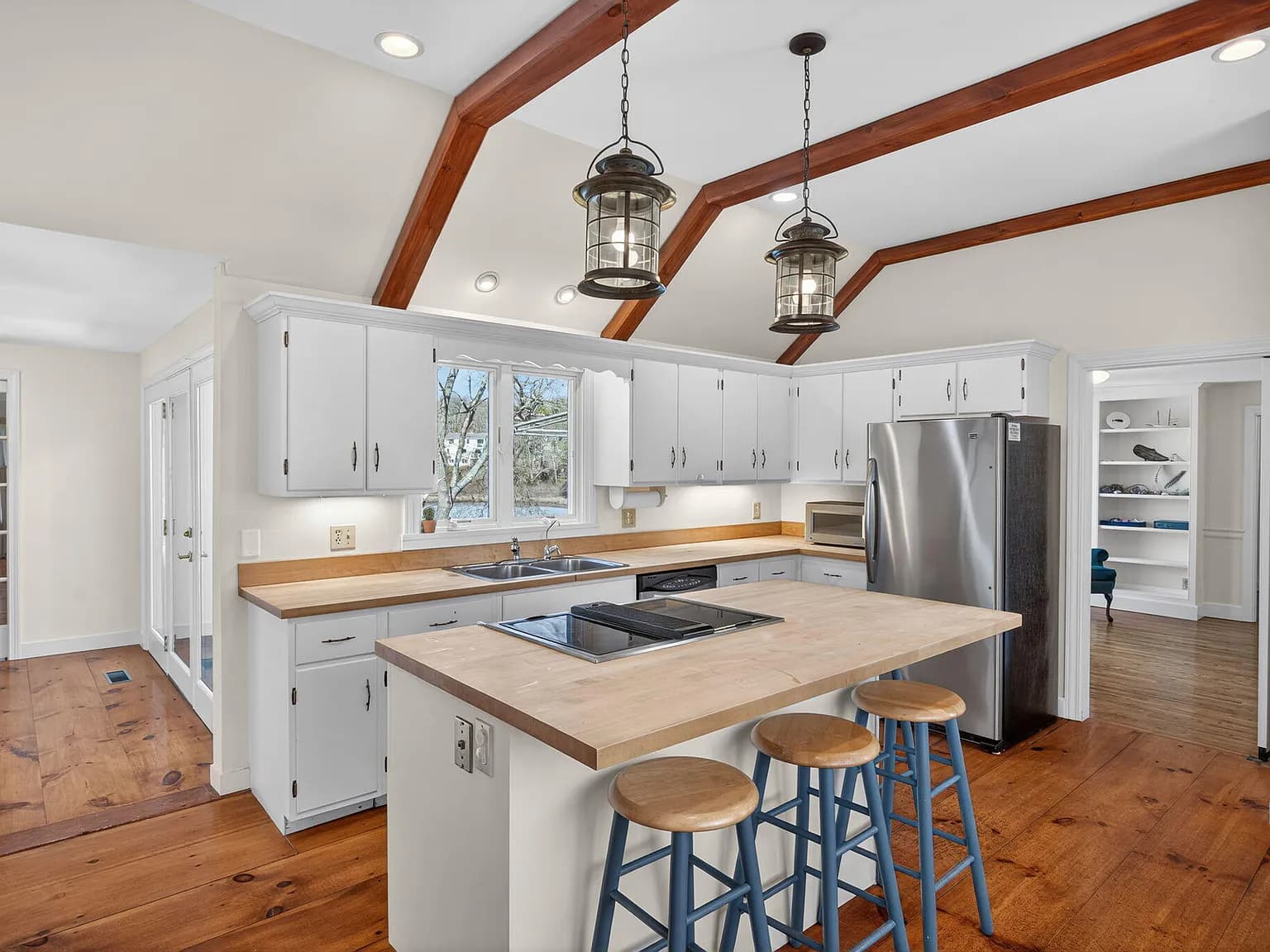 22 Winslow Drive - Photo 1