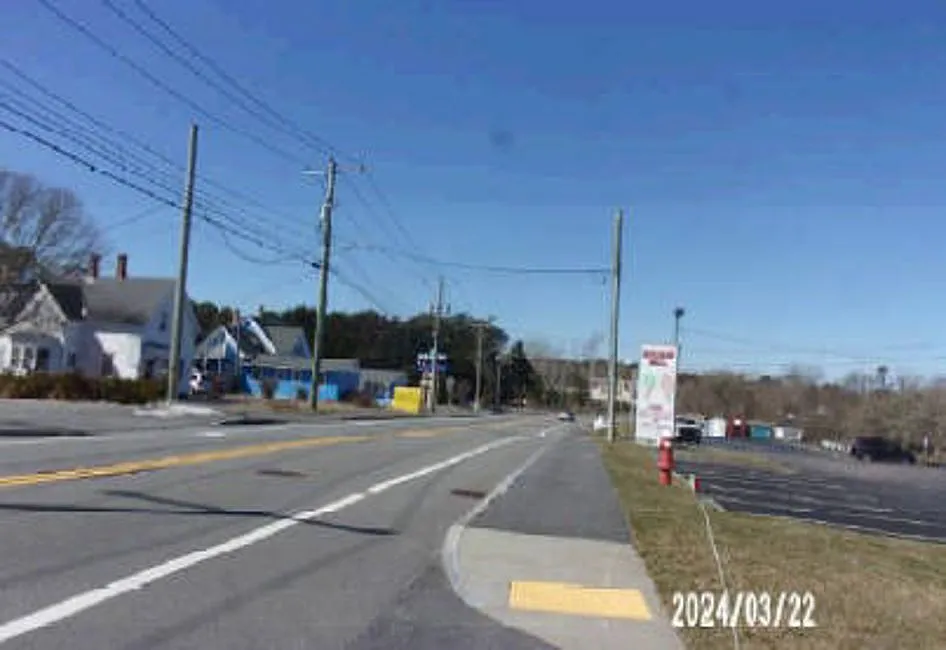 365 Main St - Photo 2