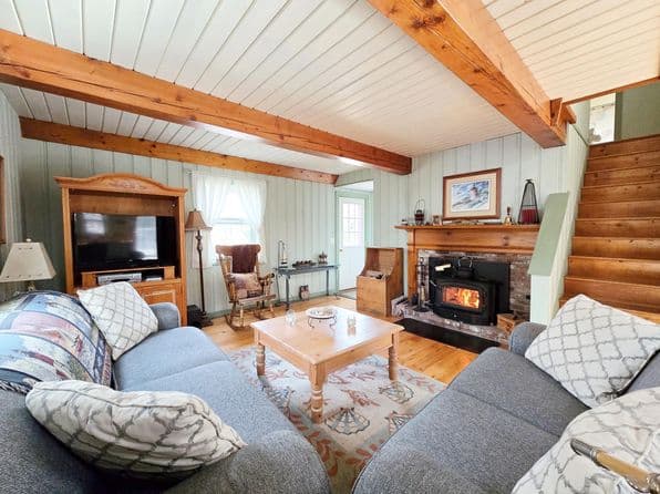 337 Jonathans Way, Brewster