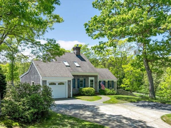 38 Shorewood Drive, Orleans