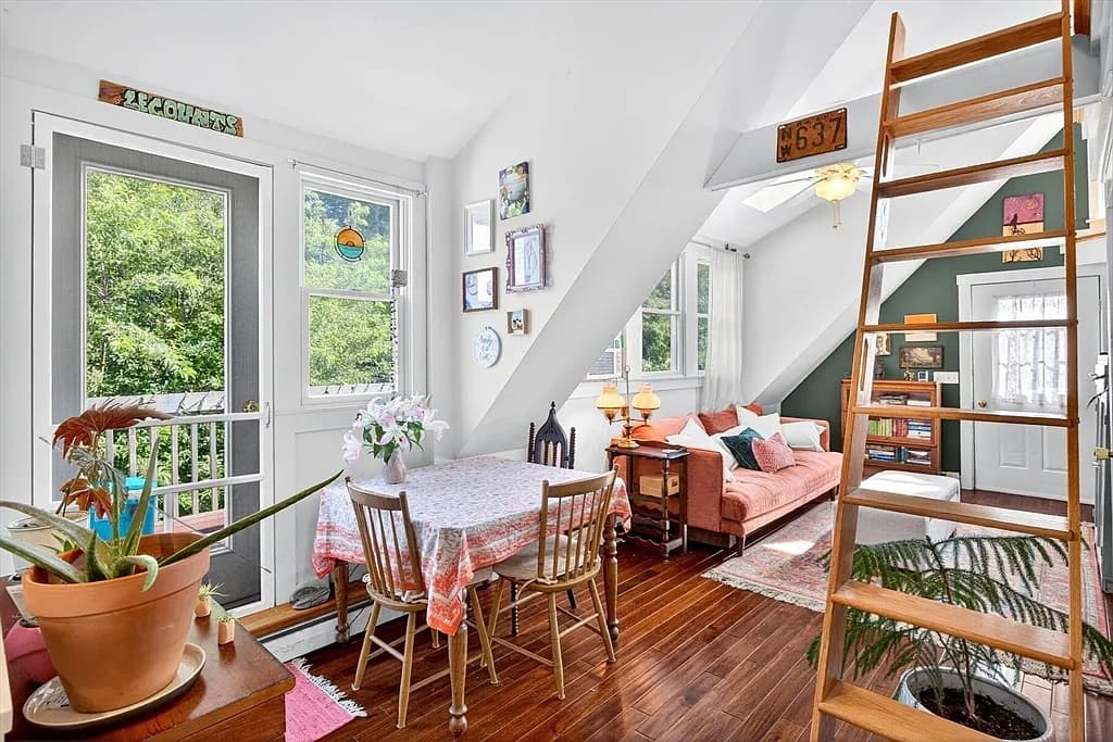 4 Highland Rd Suite C - Photo 1