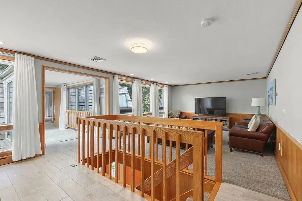 566 Shore Rd - Photo 4