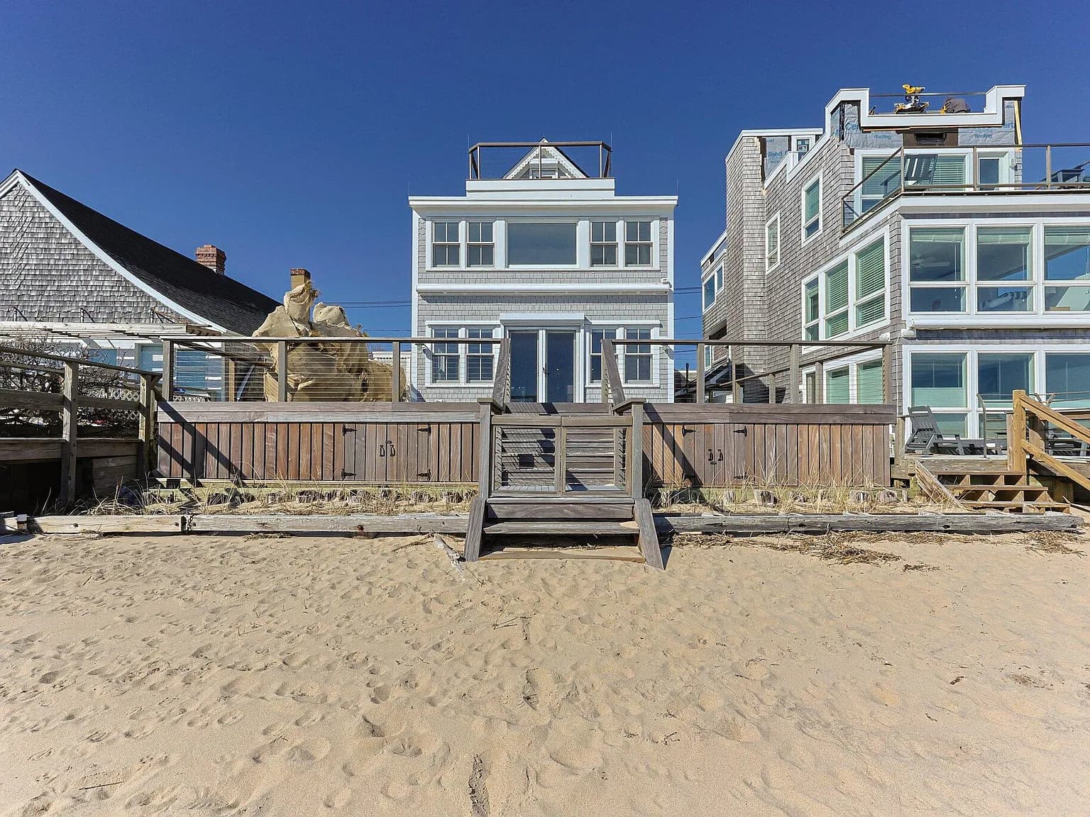 613 Commercial Street - Photo 4