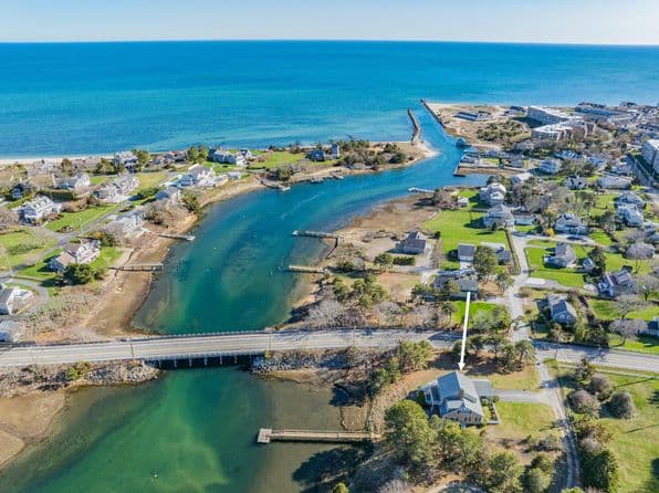 64 Lower County Road, West Harwich