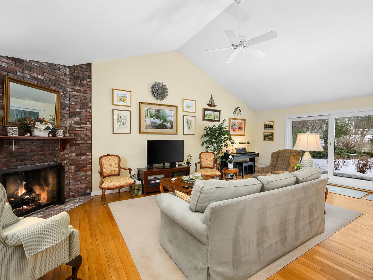 1 Seastrand Way UNIT 1 - Photo 3