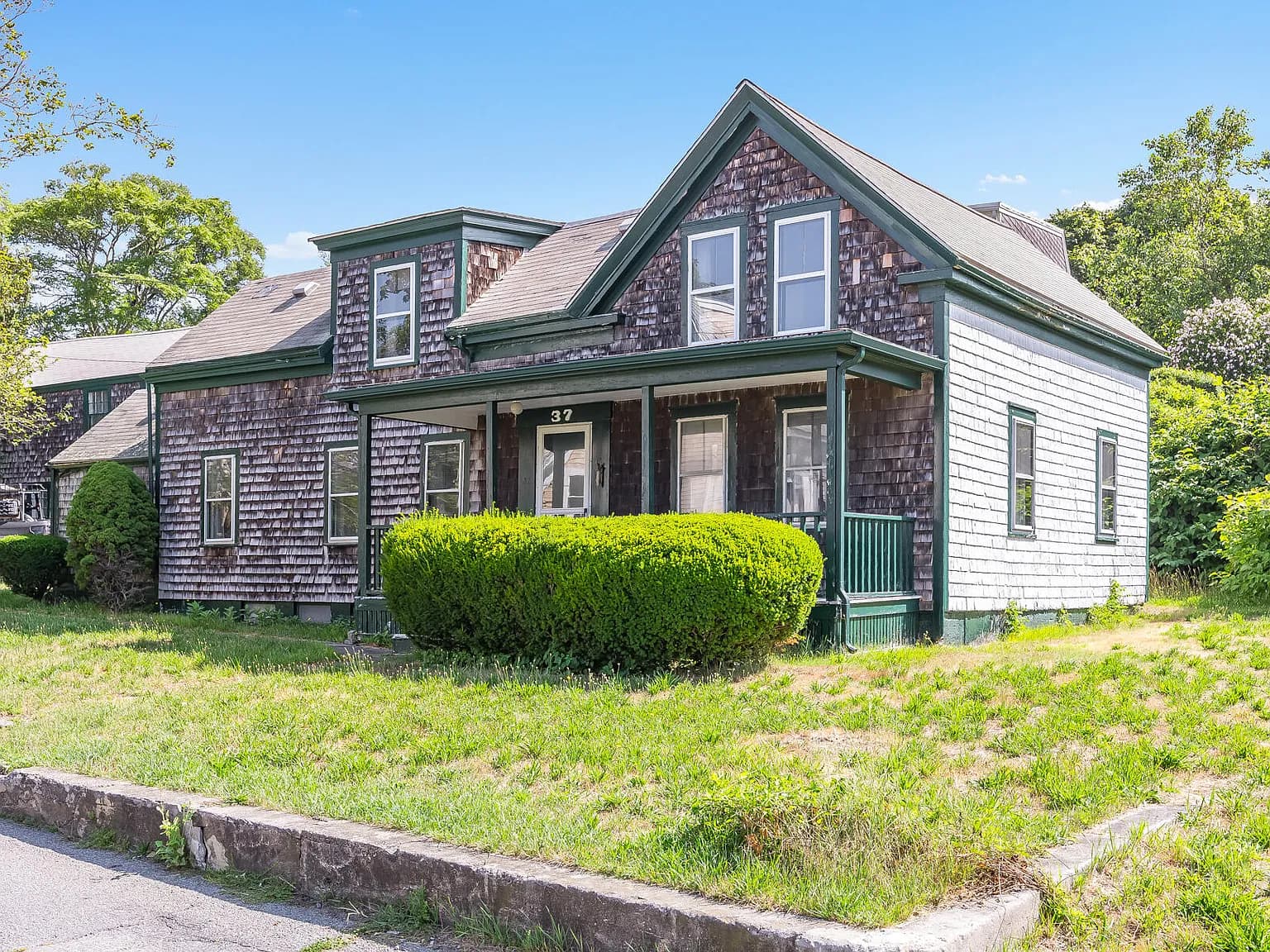 37 Pearl Street - Photo 2