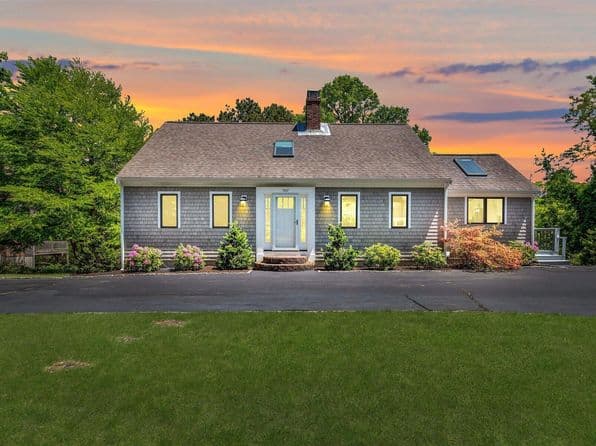 507 S Orleans Road, Orleans