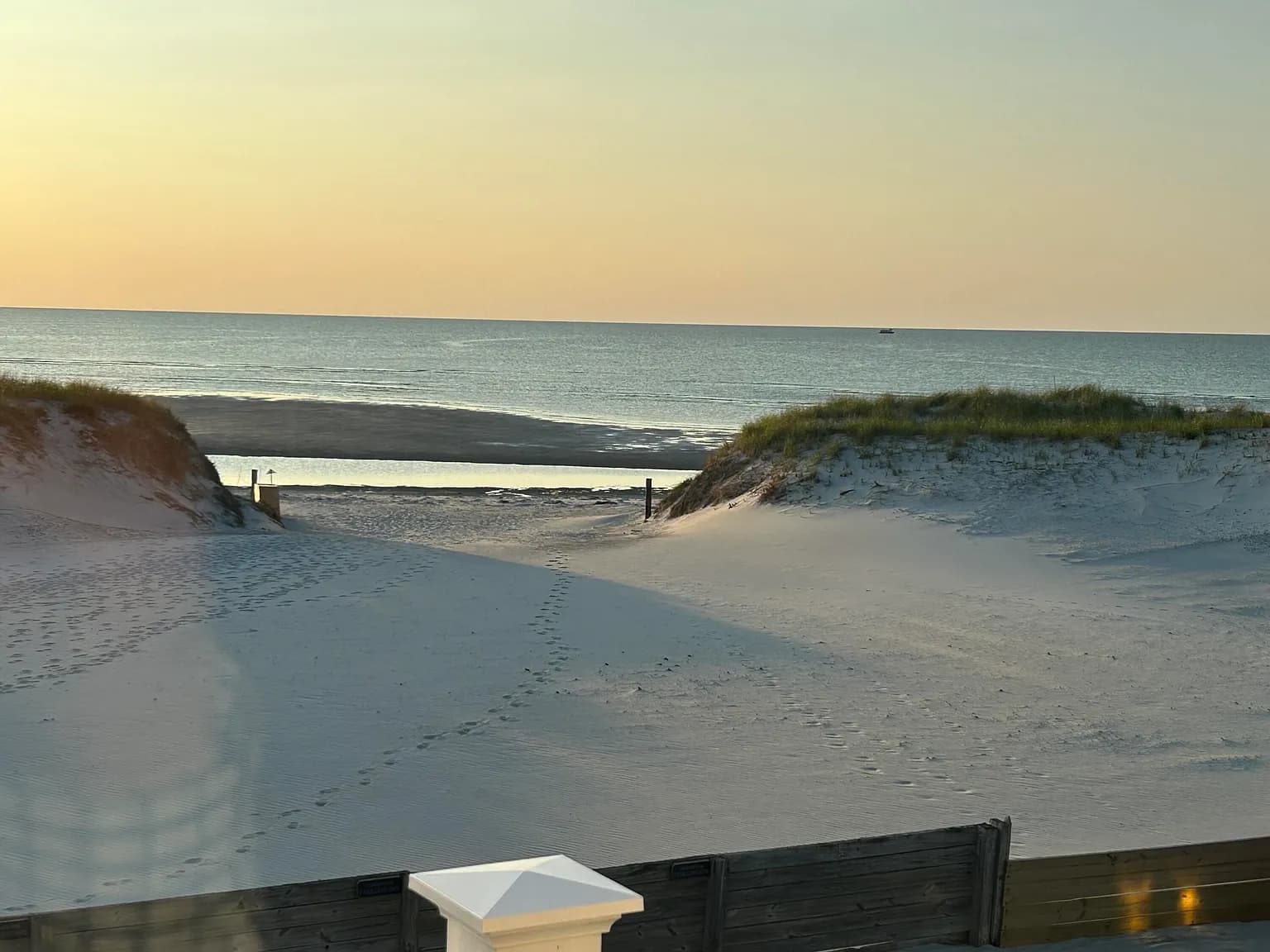 7 Collins Avenue - Photo 1