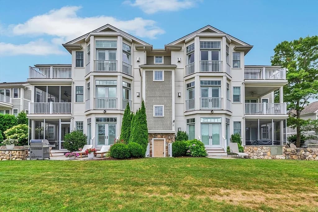 70 Simons Rd #E - Photo 2