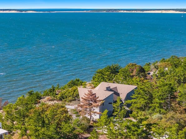 344 King Phillip Road, Wellfleet