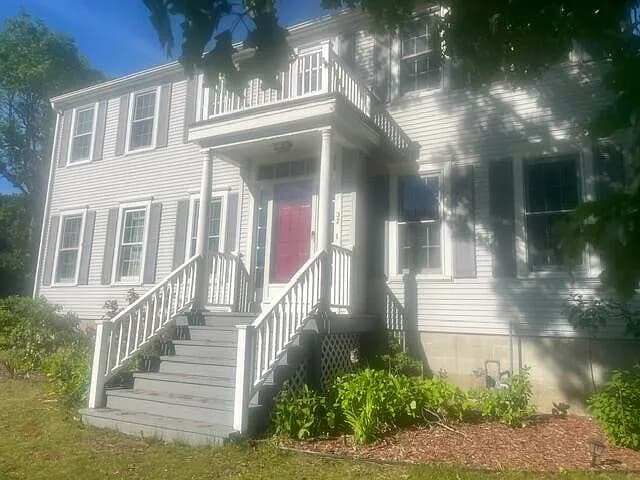 32 NIAGARA Lane, West Yarmouth