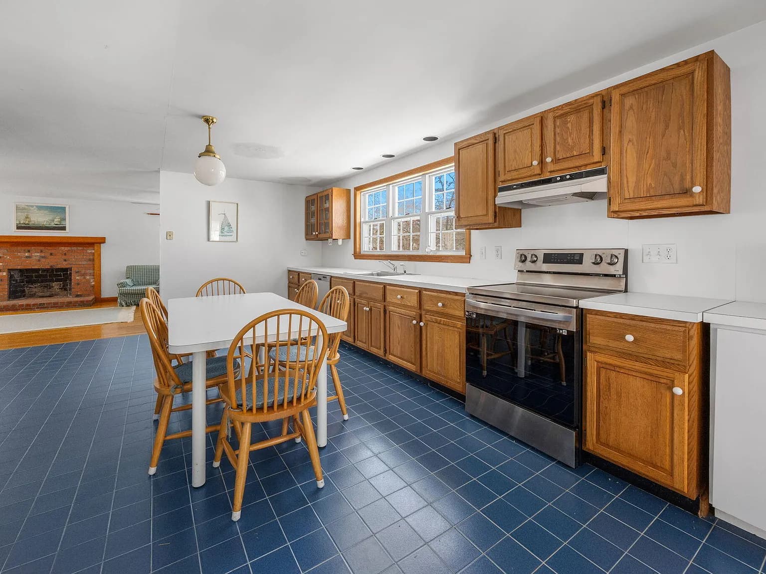 24 Montgomery Court - Photo 6