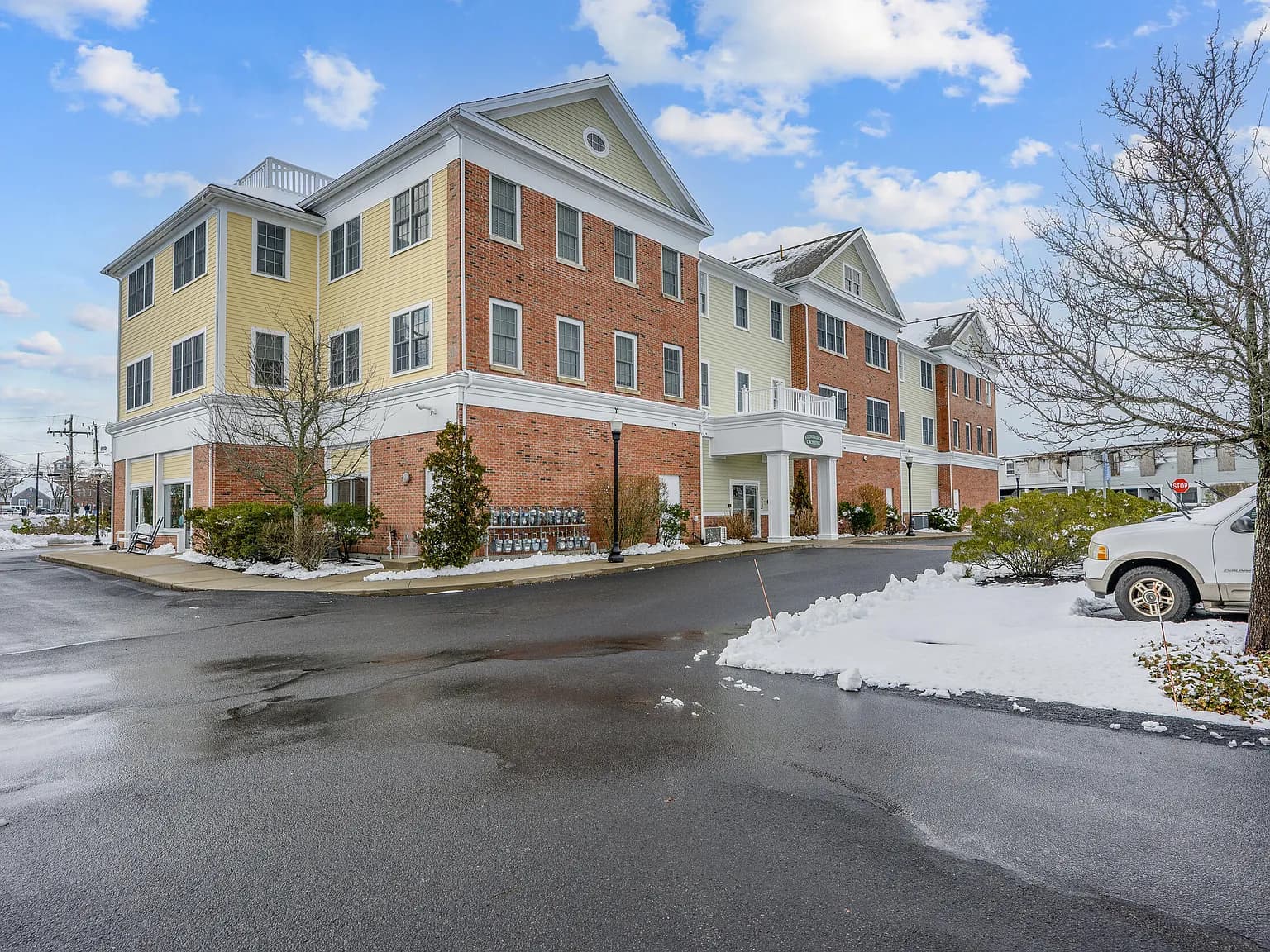 68 Center Street STE 13 - Photo 1