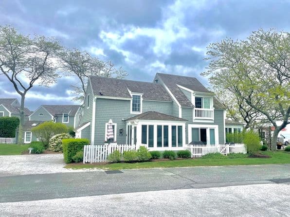 25 Milestone Way Unit 25, Mashpee