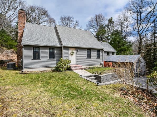 42 Pond View Drive, East Sandwich