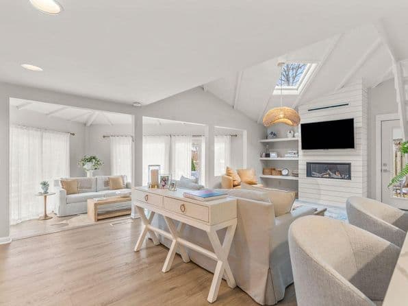 16 Bosuns Lane, Mashpee