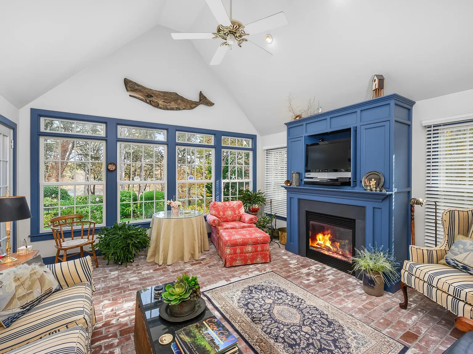 41 Court Street - Photo 3