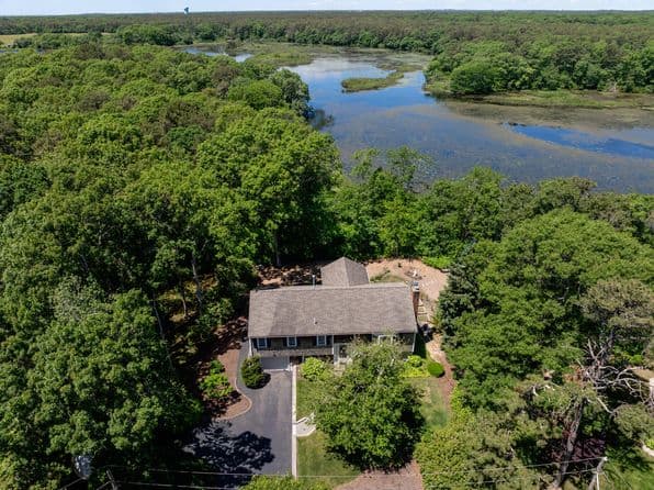 45 Sierra Way, West Yarmouth