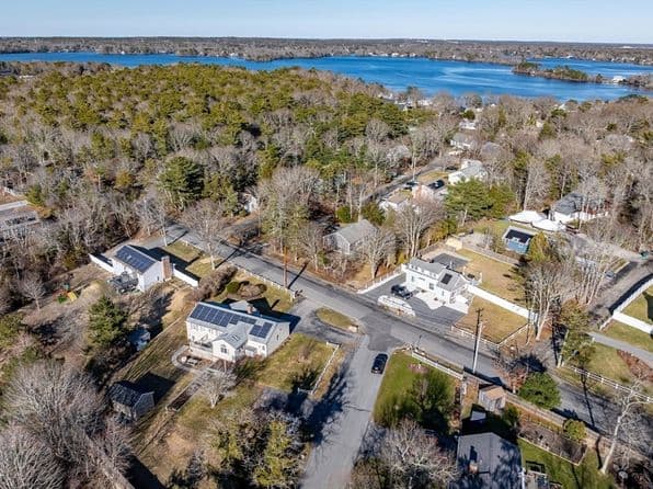 1115 Shootflying Hill Rd, Barnstable