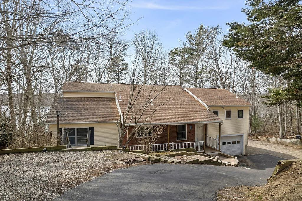 75 Edgewater Road - Photo 1