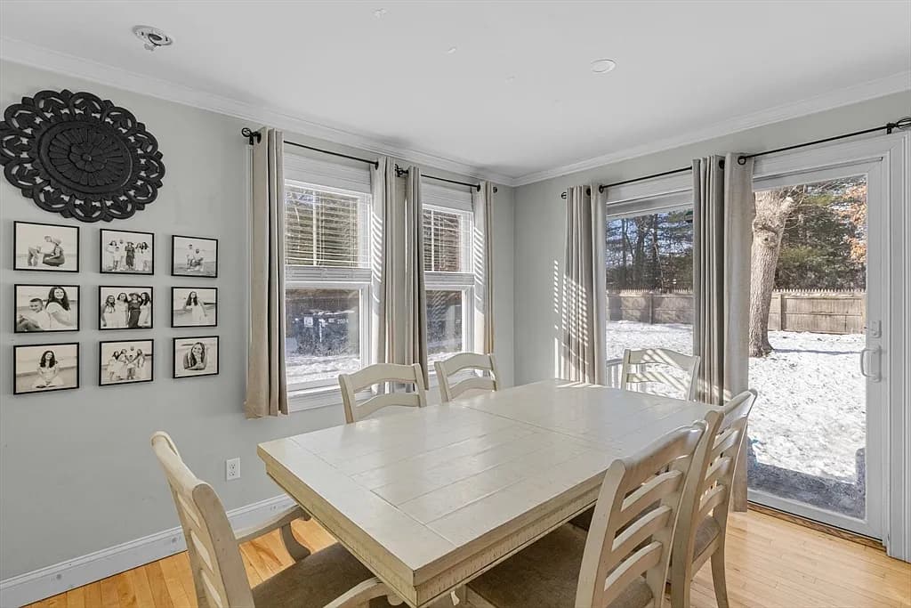 1597 Santuit Newtown Rd - Photo 4