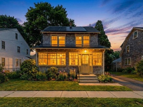 55 Louis St, Barnstable