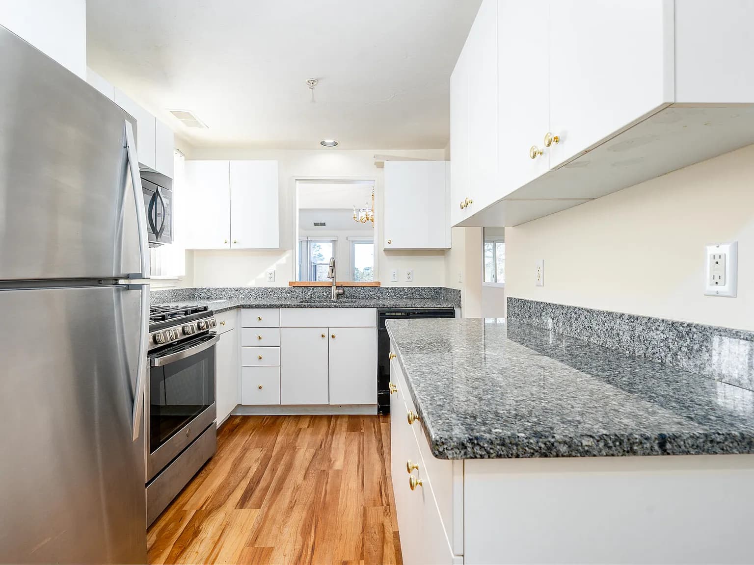 8 Oak Glen UNIT 8 - Photo 6