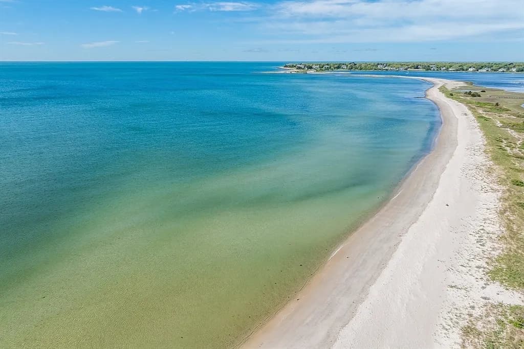 818 S Main St - Photo 2