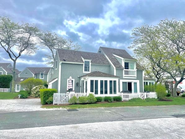 25 Milestone Way, Mashpee