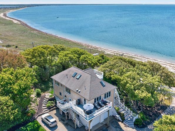 724 Commercial Street, Provincetown