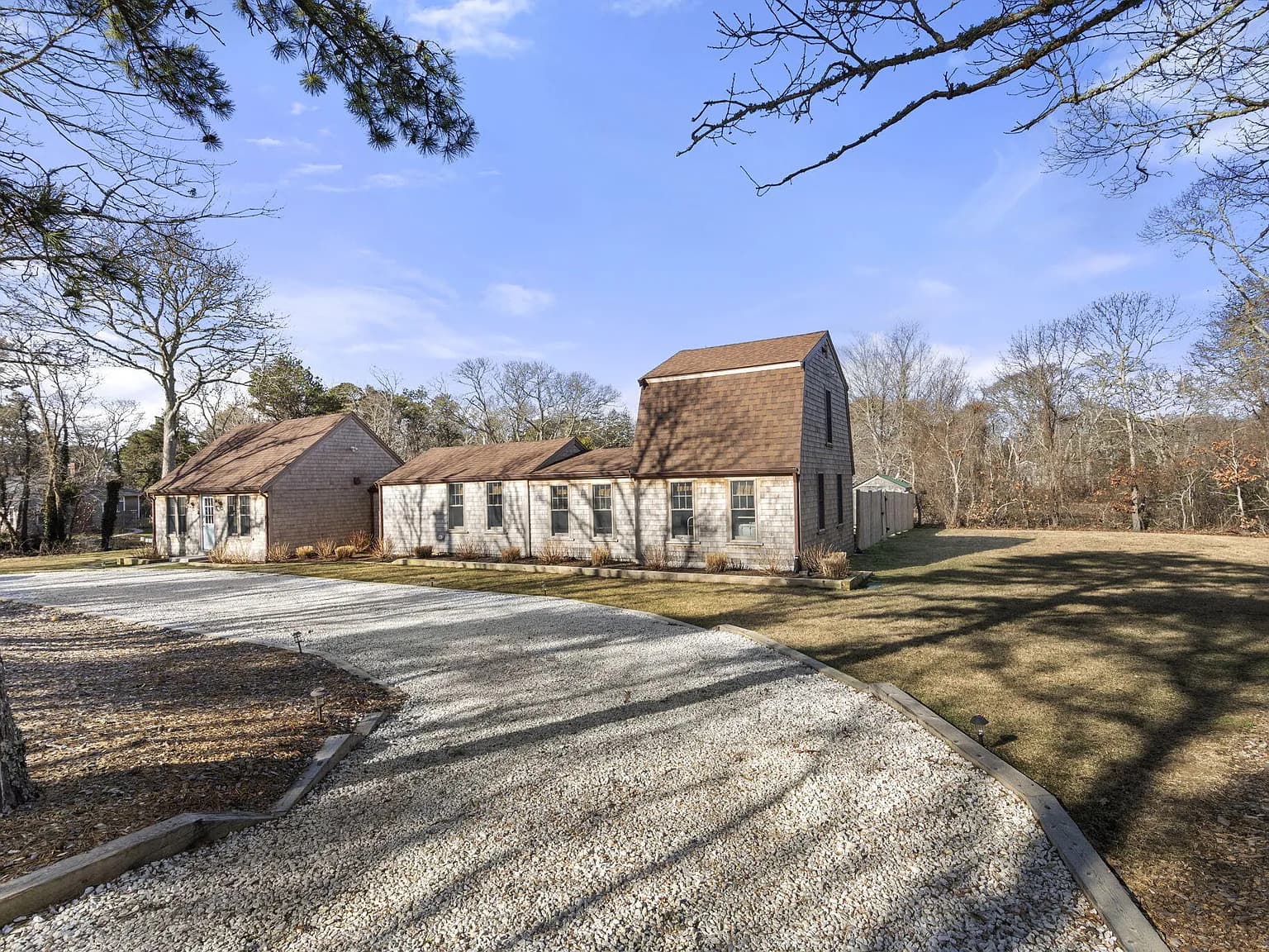 50 Surrey Drive - Photo 2