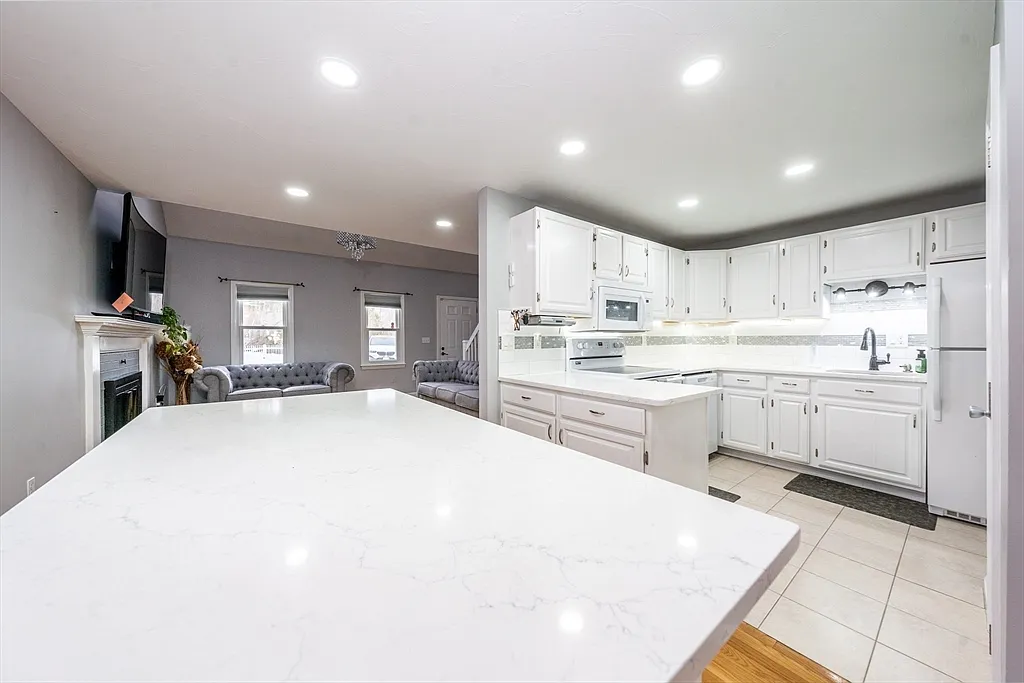 51 Larch Ln - Photo 2